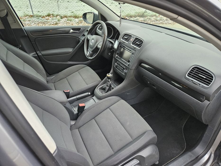 Volkswagen Golf VI 2010 2.0TDI 140KM 5Drzwi Bogato wyposażony