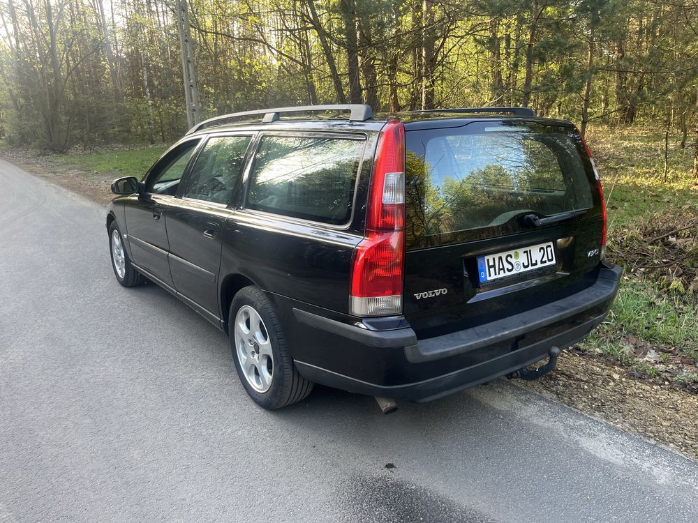 Volvo V70  2.4i 170km