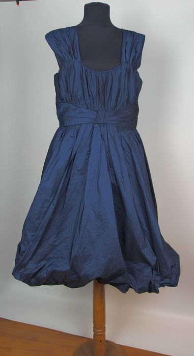 Wieczorowa sukienka Phase Eight. r.42. Trzy sztuki