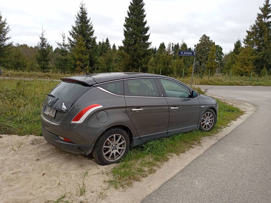 Lancia delta 3 uszkodzona