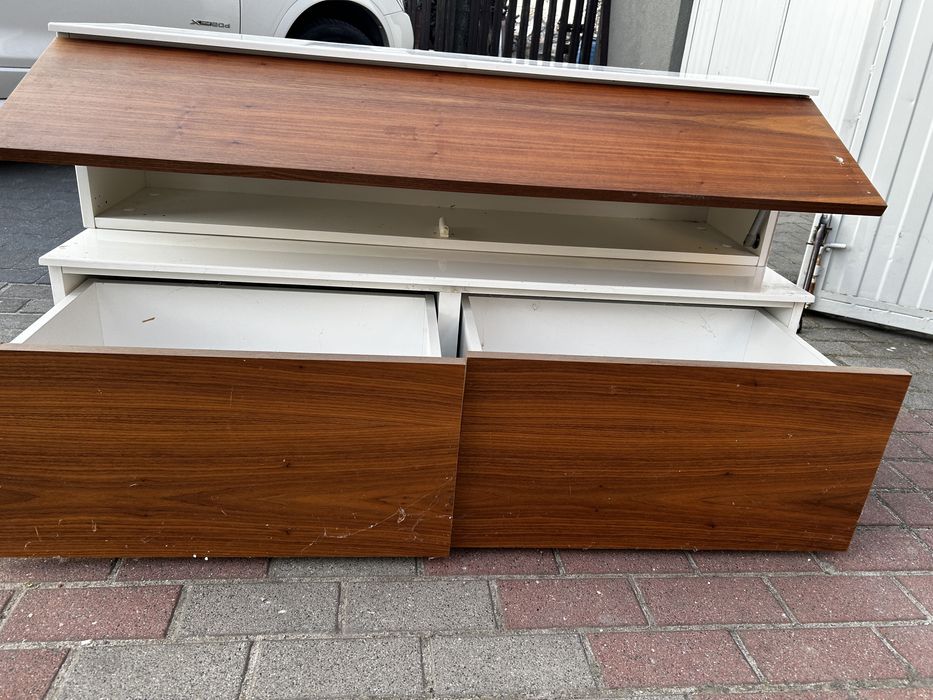 Szafki  RTV biało brązowe