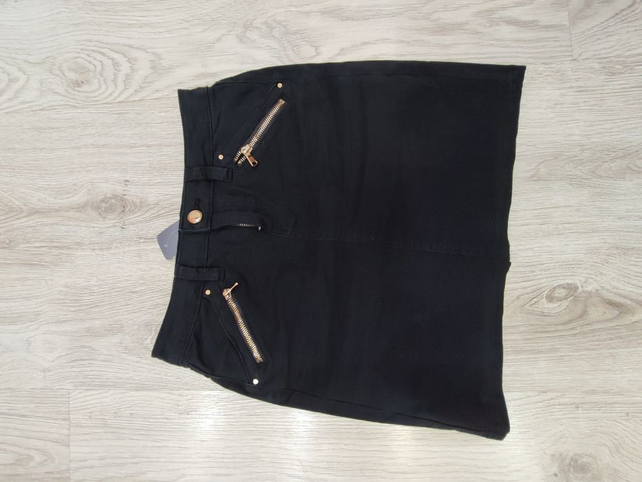 Czarna nowa spódniczka z zamkami krótka cache cache XS