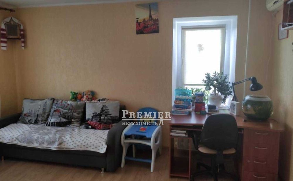 Продам 3-х кімнатну квартиру на Сахарова