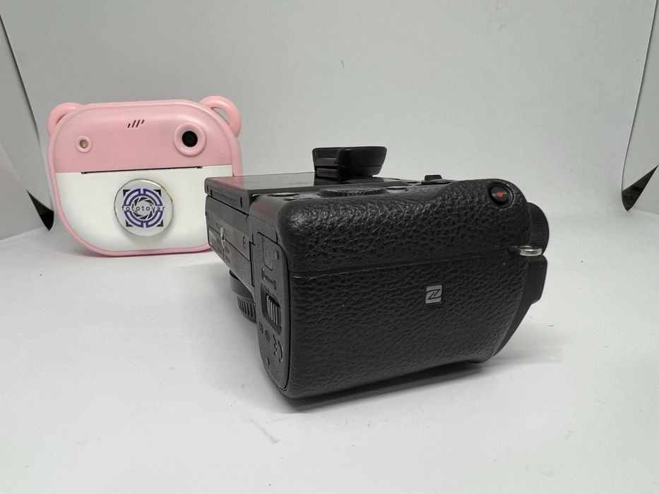 Фотоапарат SONY Alpha a6400 body