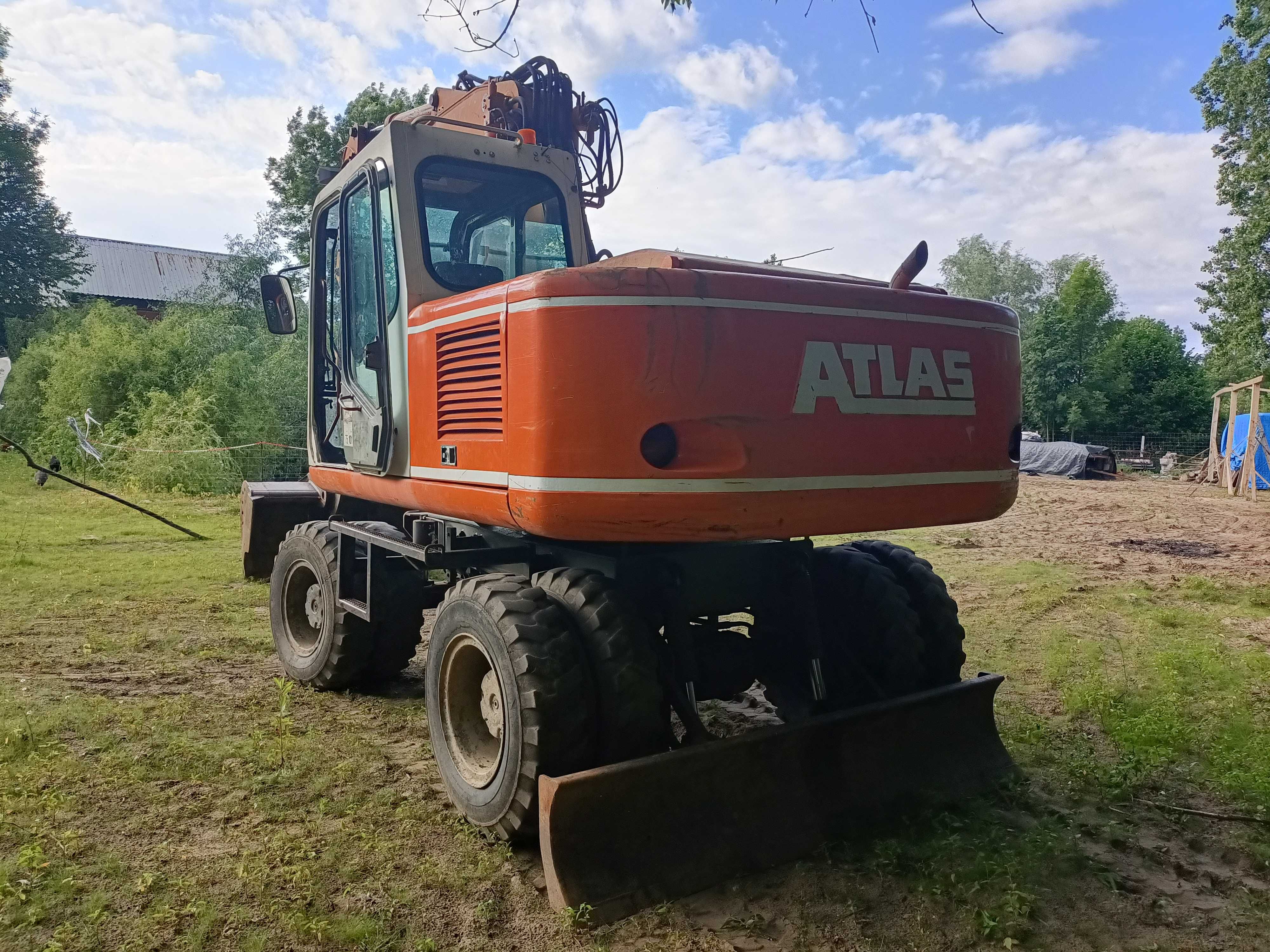 Atlas 1504 (umowa kupna sprzedaży)