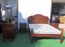 Mobília de quarto de casal completo