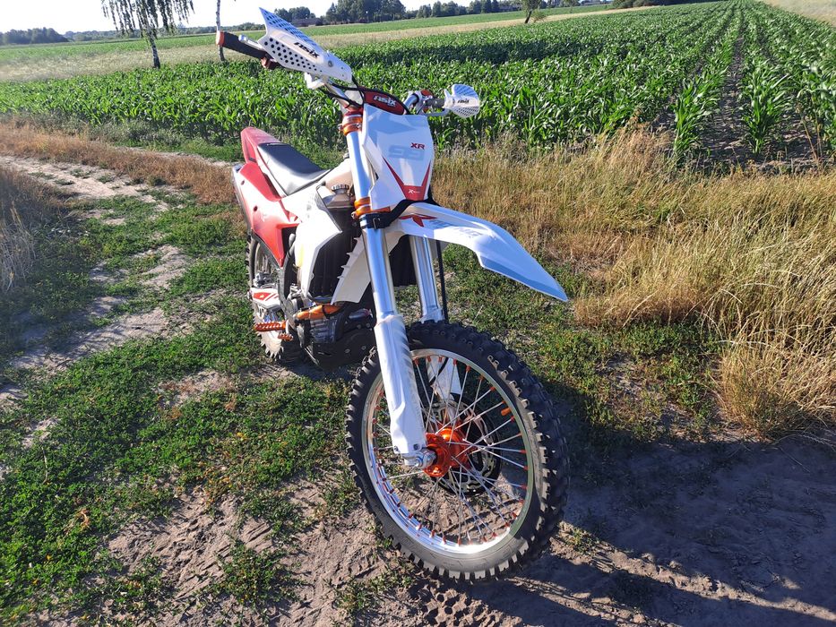 Motocykl Asix xr99