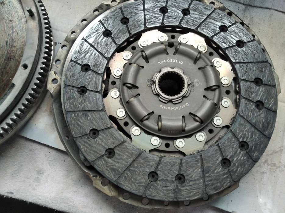 Корзина Сцеплення VW Т-5