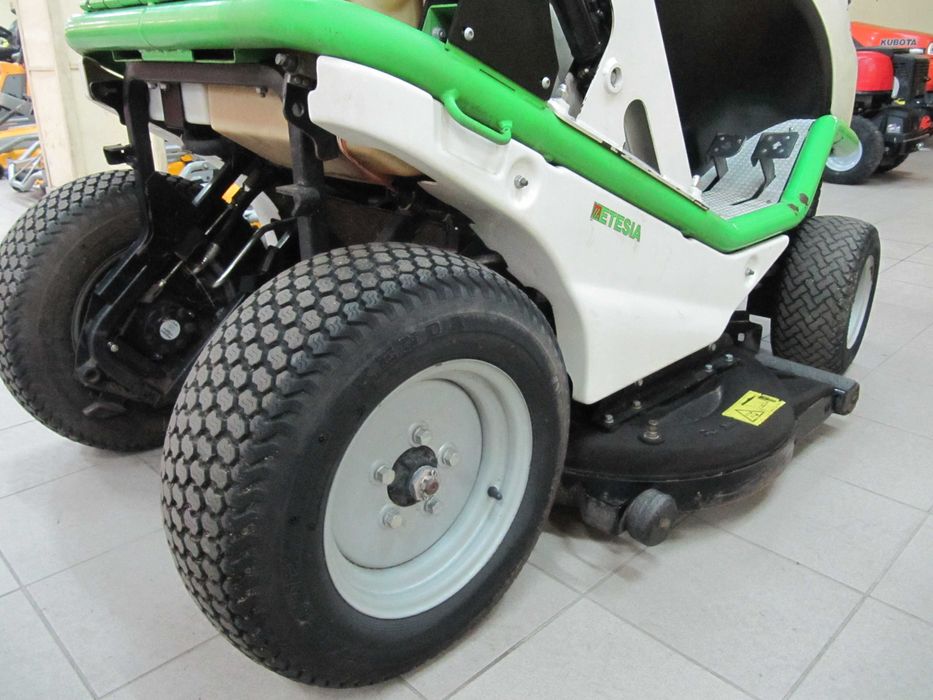 Traktorek Kosiarka Etesia Buffalo 124 4x4 Iseki/John Deere 2018r