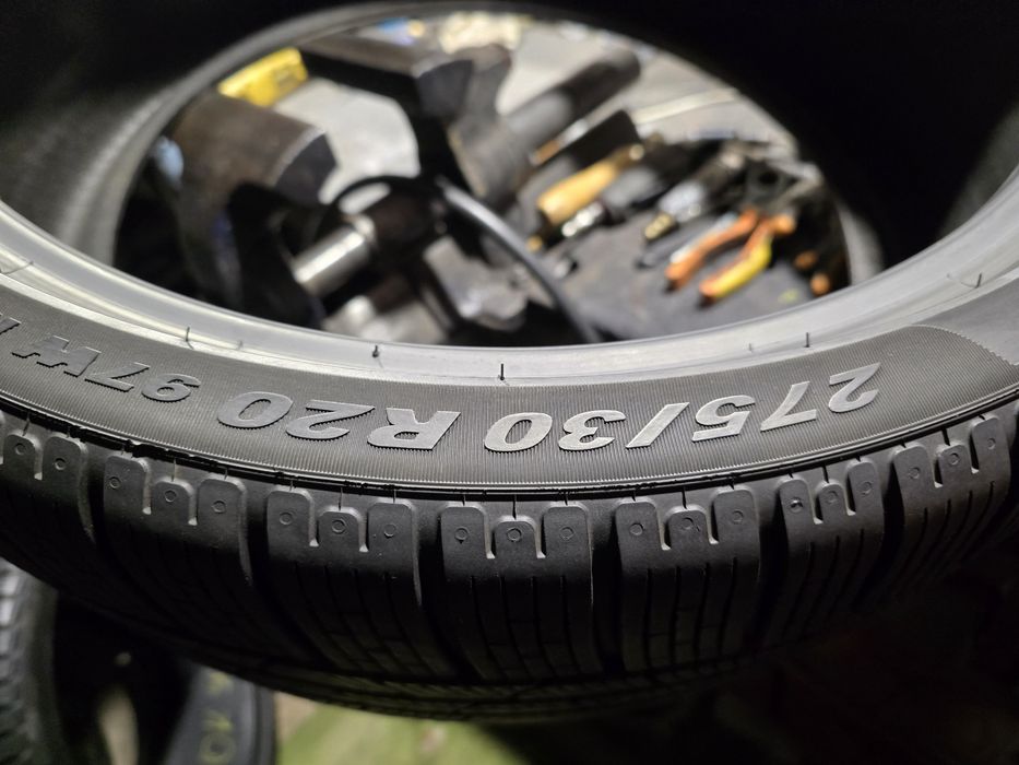 275/30/20 Pirelli sotto zero II, A0 kpl Demo  7,5mm  j. Nowe z 19r.