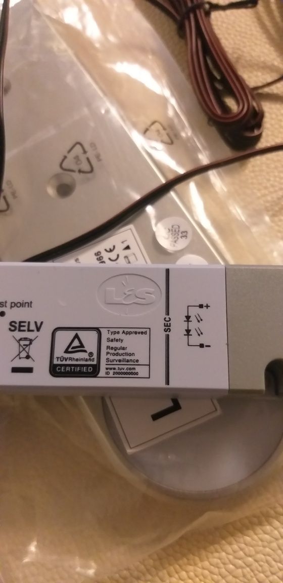 Podszawkowy komplet oświetlenia led dotyk