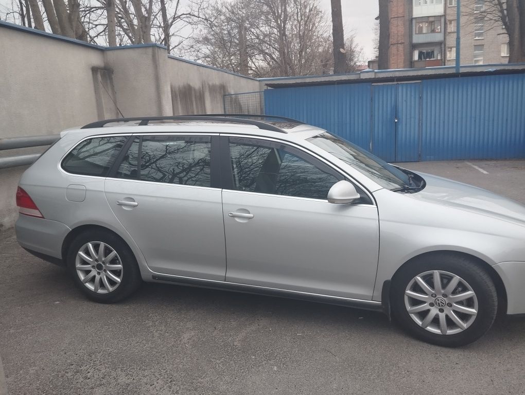 Продам vw golf 1,4