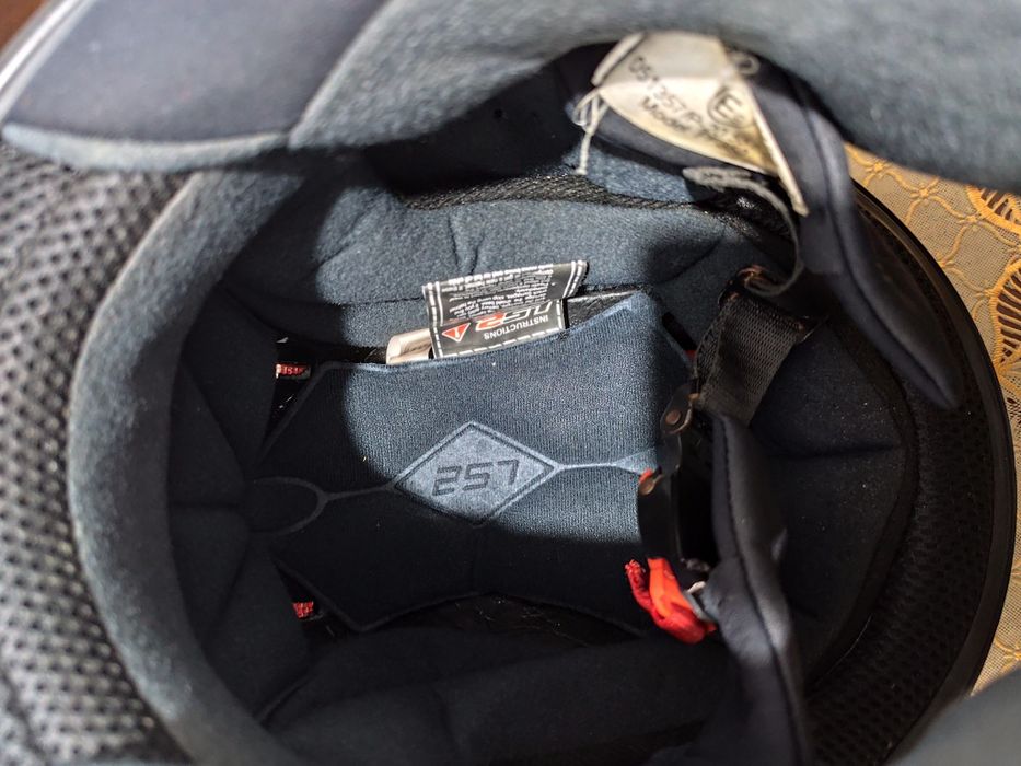 Продам мотоциклетний шолом LS2 FF352 Rookie в дуже гарному стані