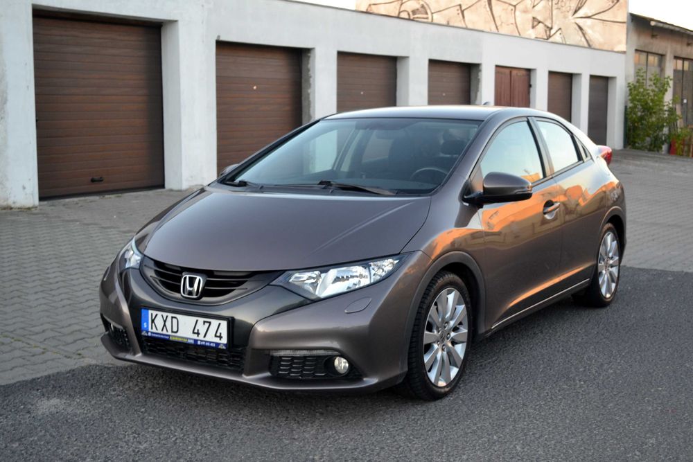 Honda Civic IX 2012 r. 1,8 benzyna 190 tys. km ZAREJESTROWANA