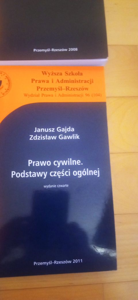 Zestaw książek do prawa administracyjnego Rzeszów WSPiA 8 egz