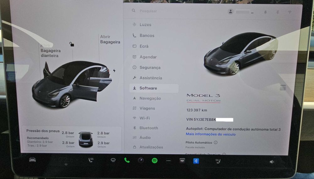 Tesla Model 3 Long Range Performance