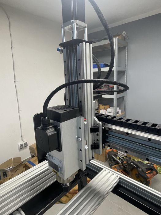Frezarka / ploter cnc