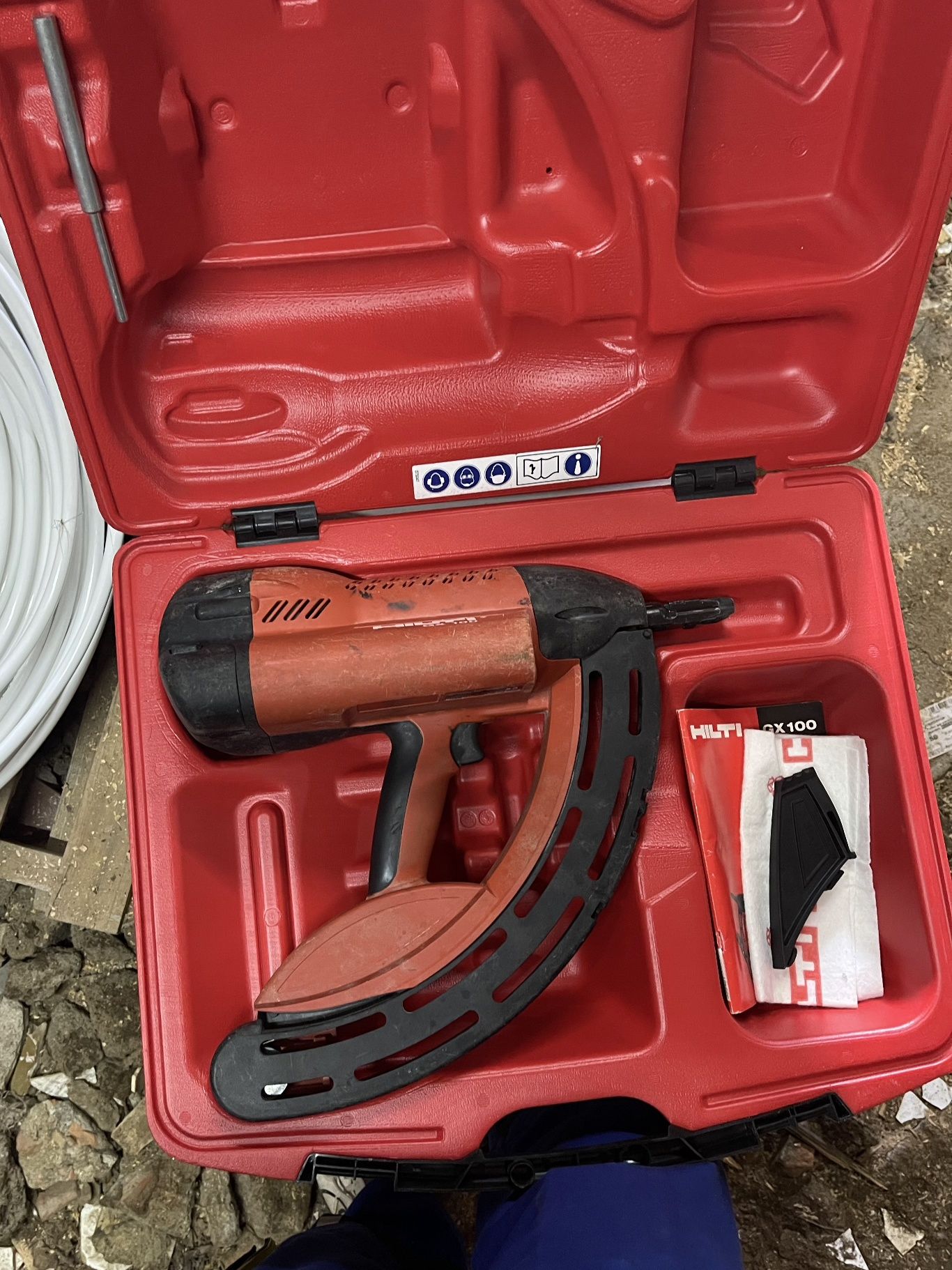 Hilti GX 100 Pistola de Pregos