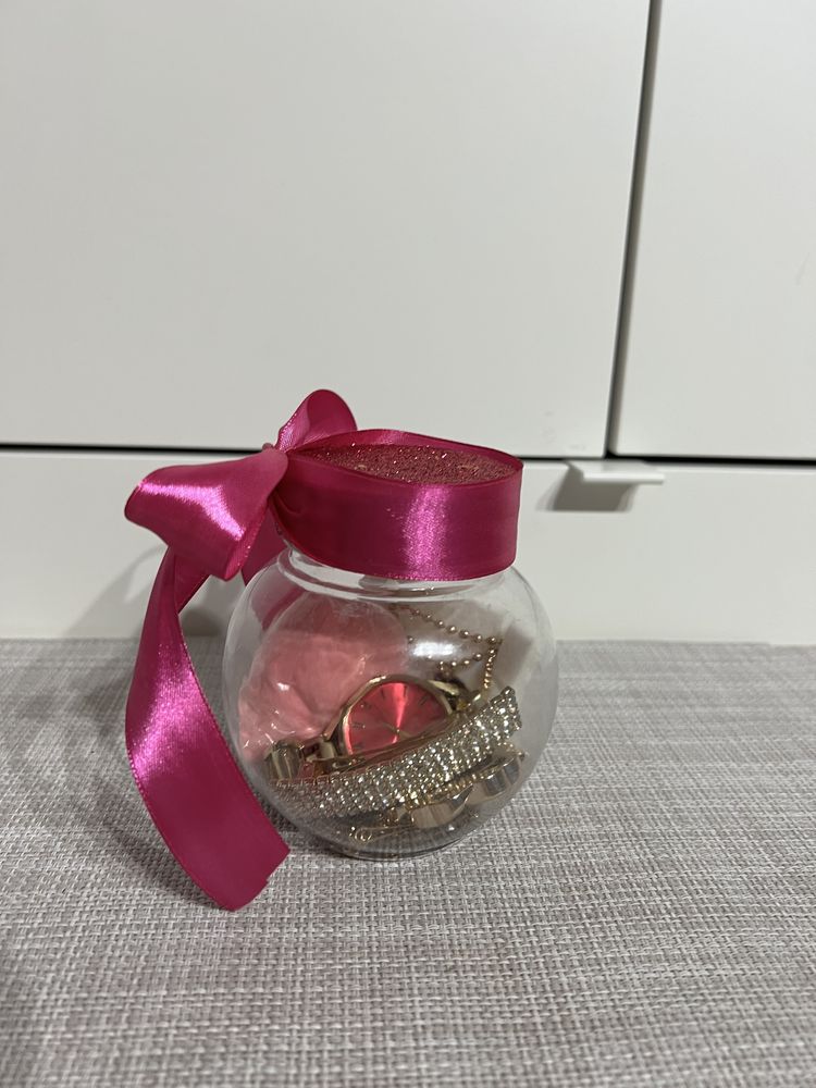 Mystery box zestaw biżuterii