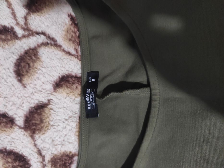 Продам новое брендовое платье