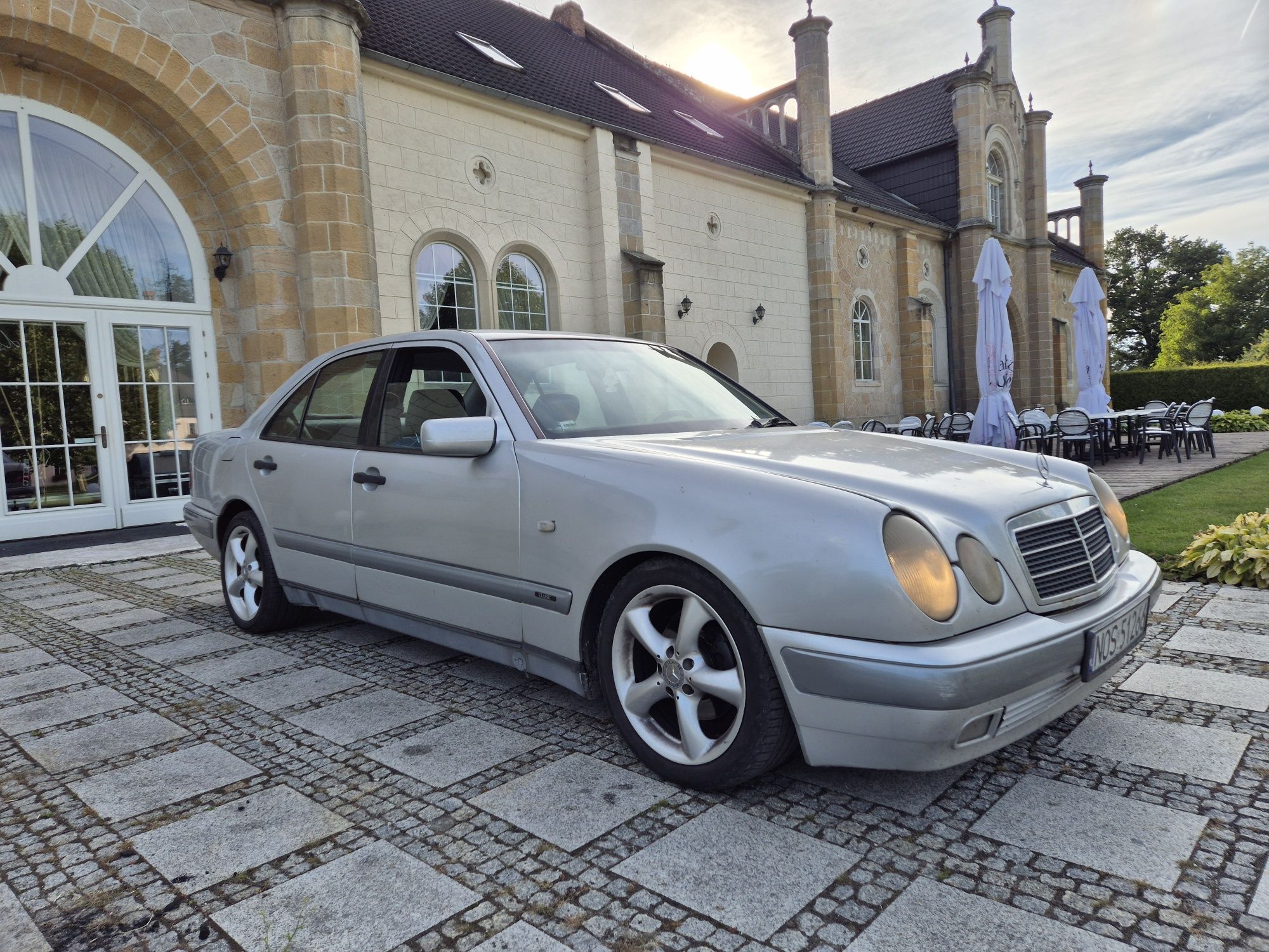 Mercedes-Benz W210 E200 CDi 2.2 Okular Opłaty, zdrowy, BDB stan, hak