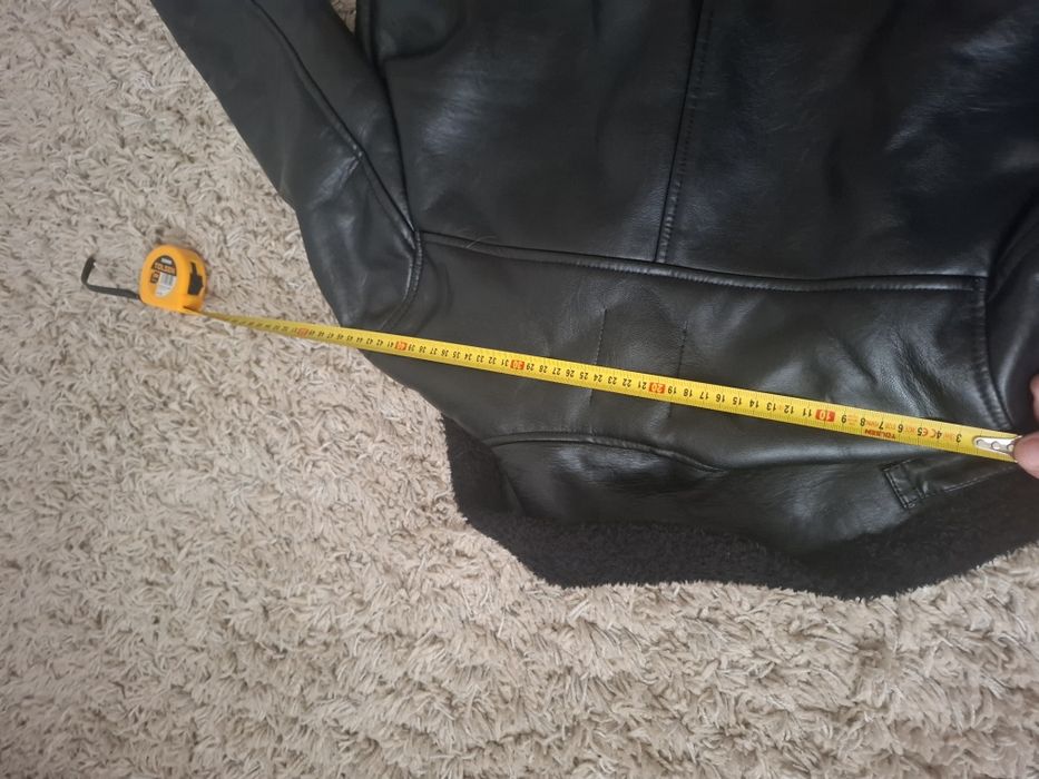 Чоловіча дублянка Bershka