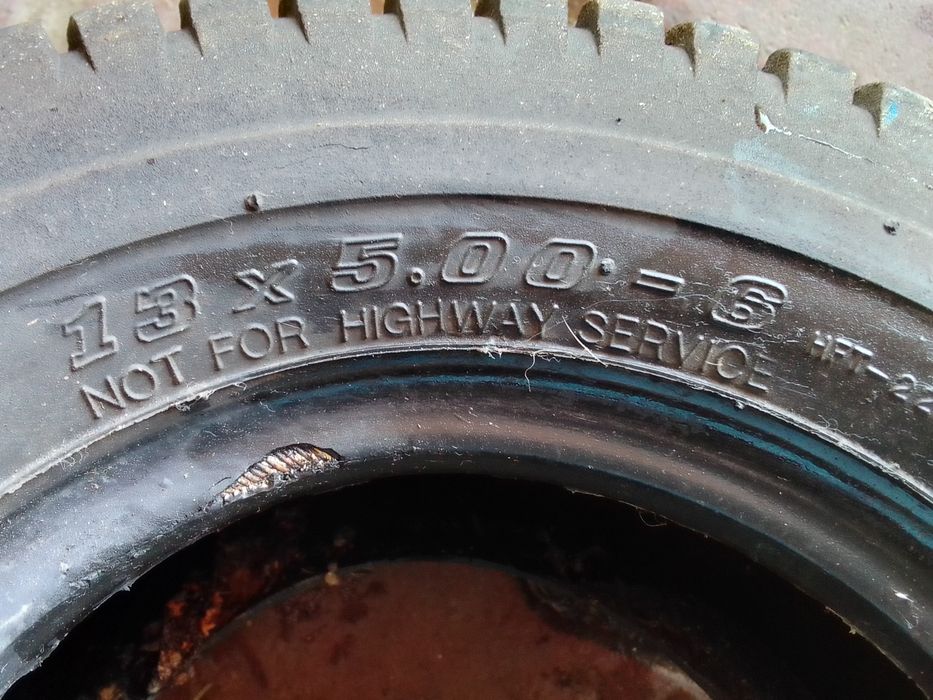 Opona do traktorka 13x5.00-6 DURO