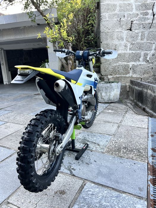 Husqvarna TE 300 TBI 2024