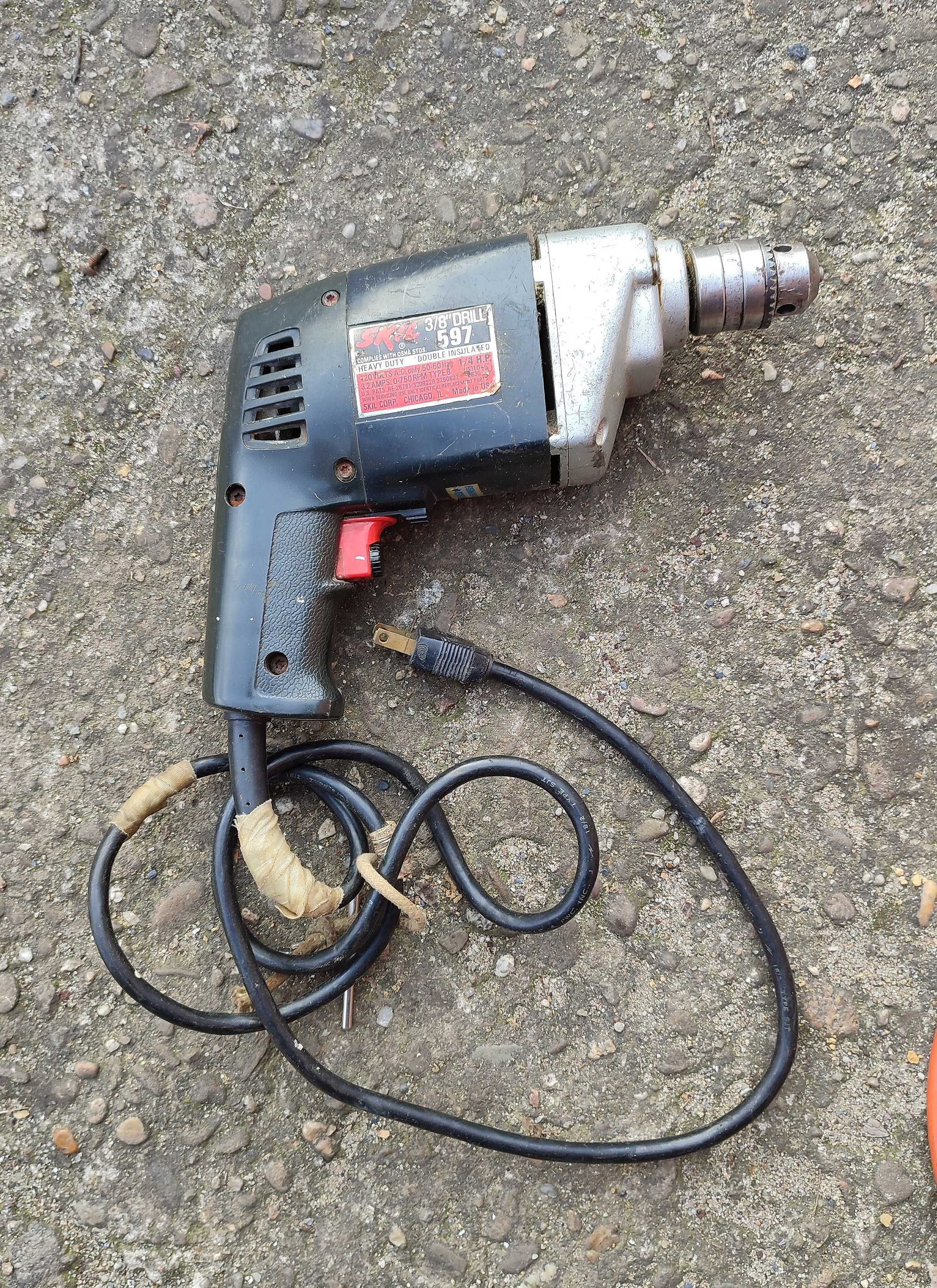 Elektronarzędzia - SZLIFIERKA TAŚMOWA - WIERTARKA  Black & Decker Skil
