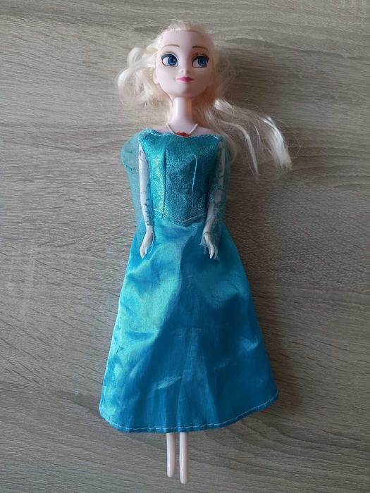 Lalka Elsa. Kraina Lodu.