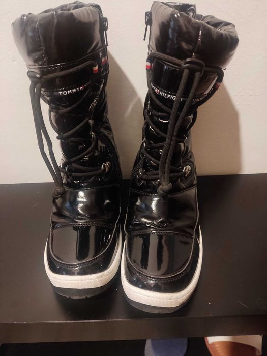 Damskie kozaki/sniegowce Tommy Hilfiger. Ocieplane. Rozmiar 36.