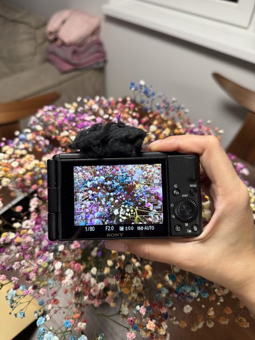 Aparat Sony ZV-1F na gwarancji+ statyw