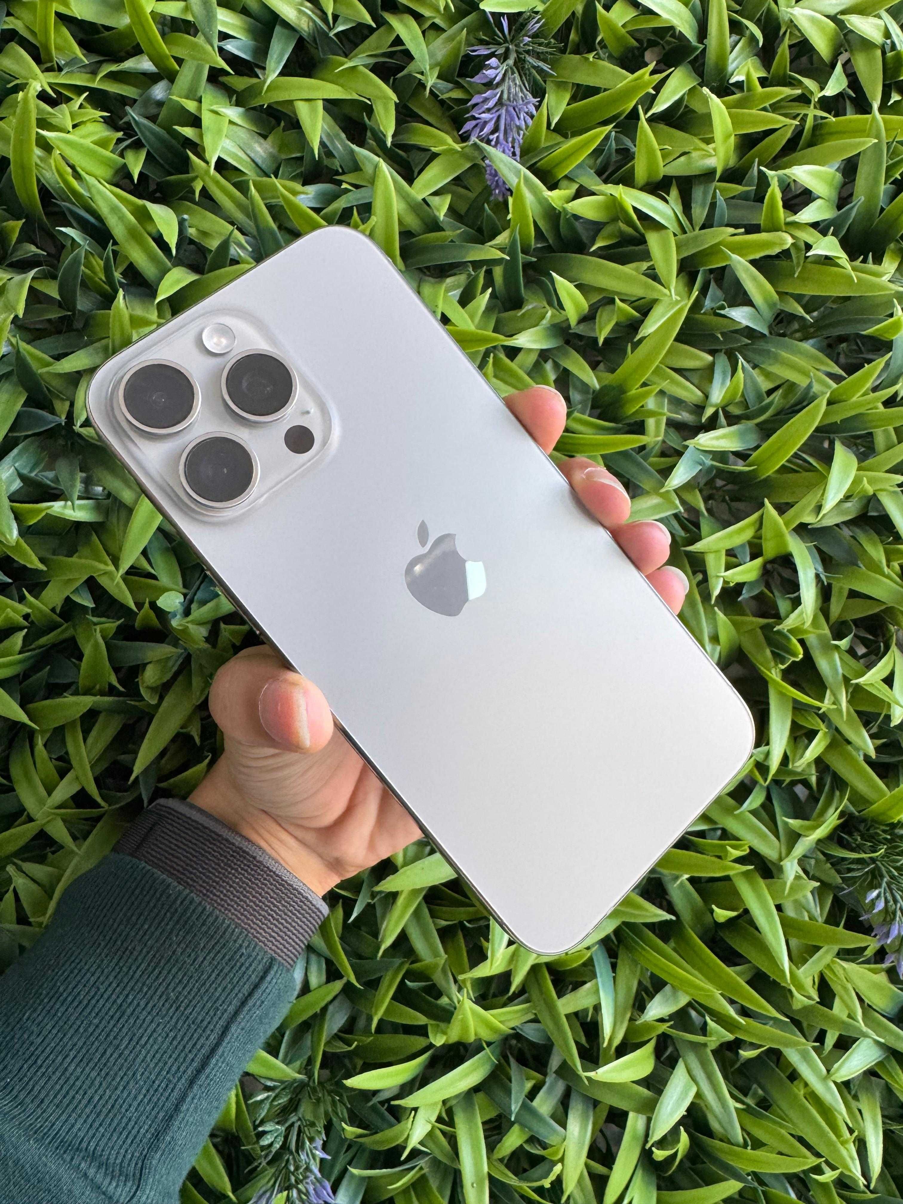 iPhone 15 Pro Max 6.7″ 256GB Titânio Natural - Loja Ovar