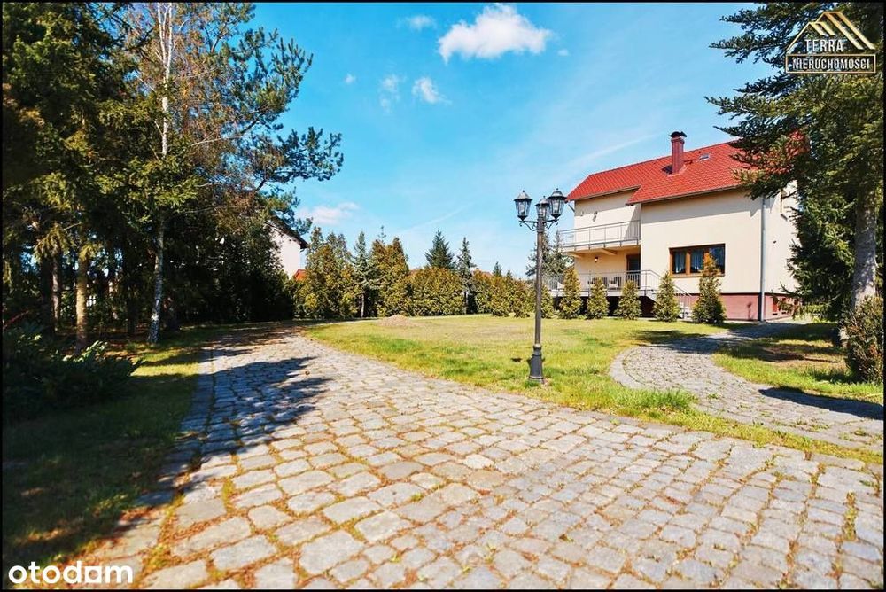 Elegancki i komfortowy dom z potencjałem