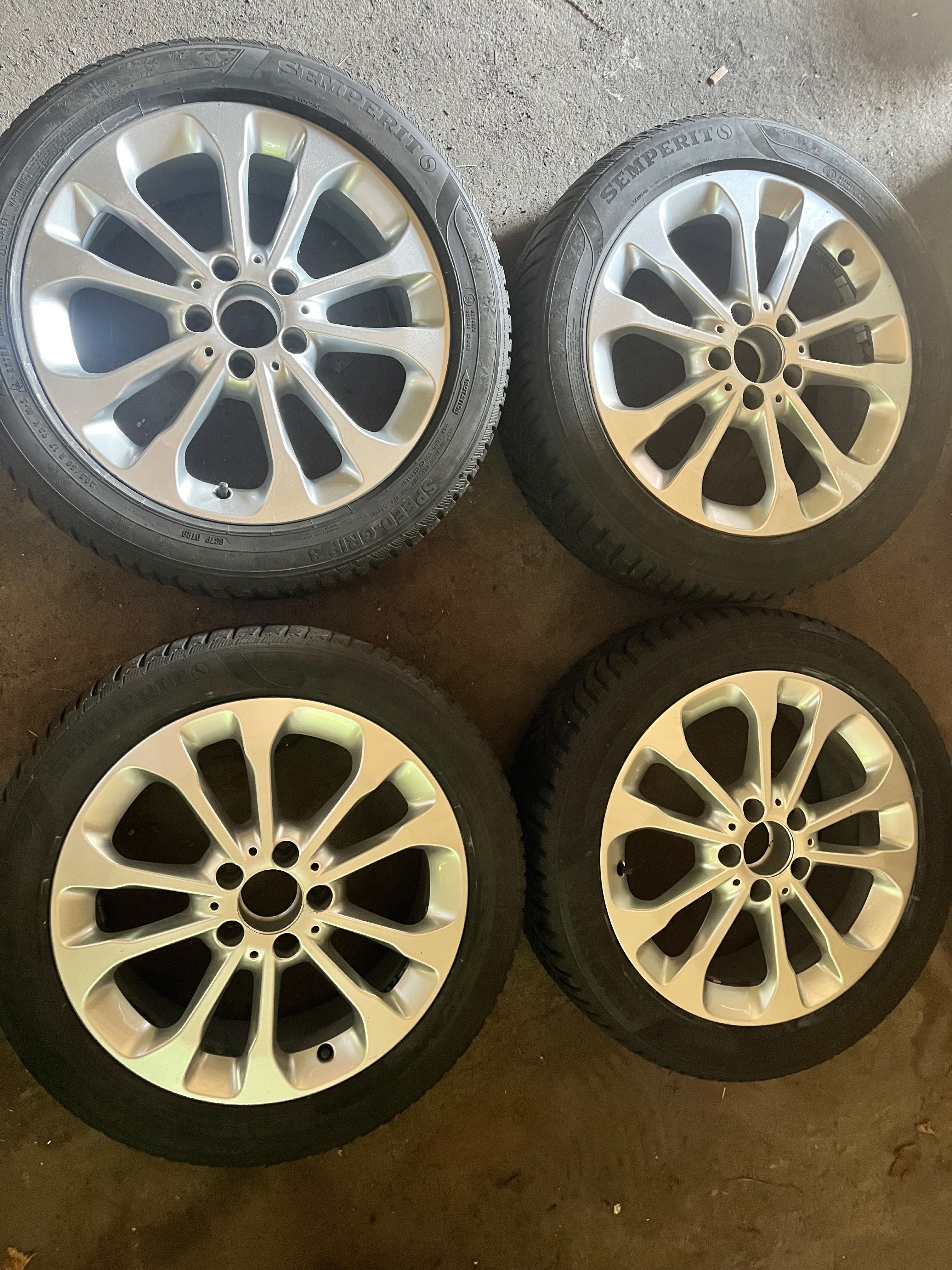VW Touran 2.0 TDI DSG • Zadbany • 2 komplety felg