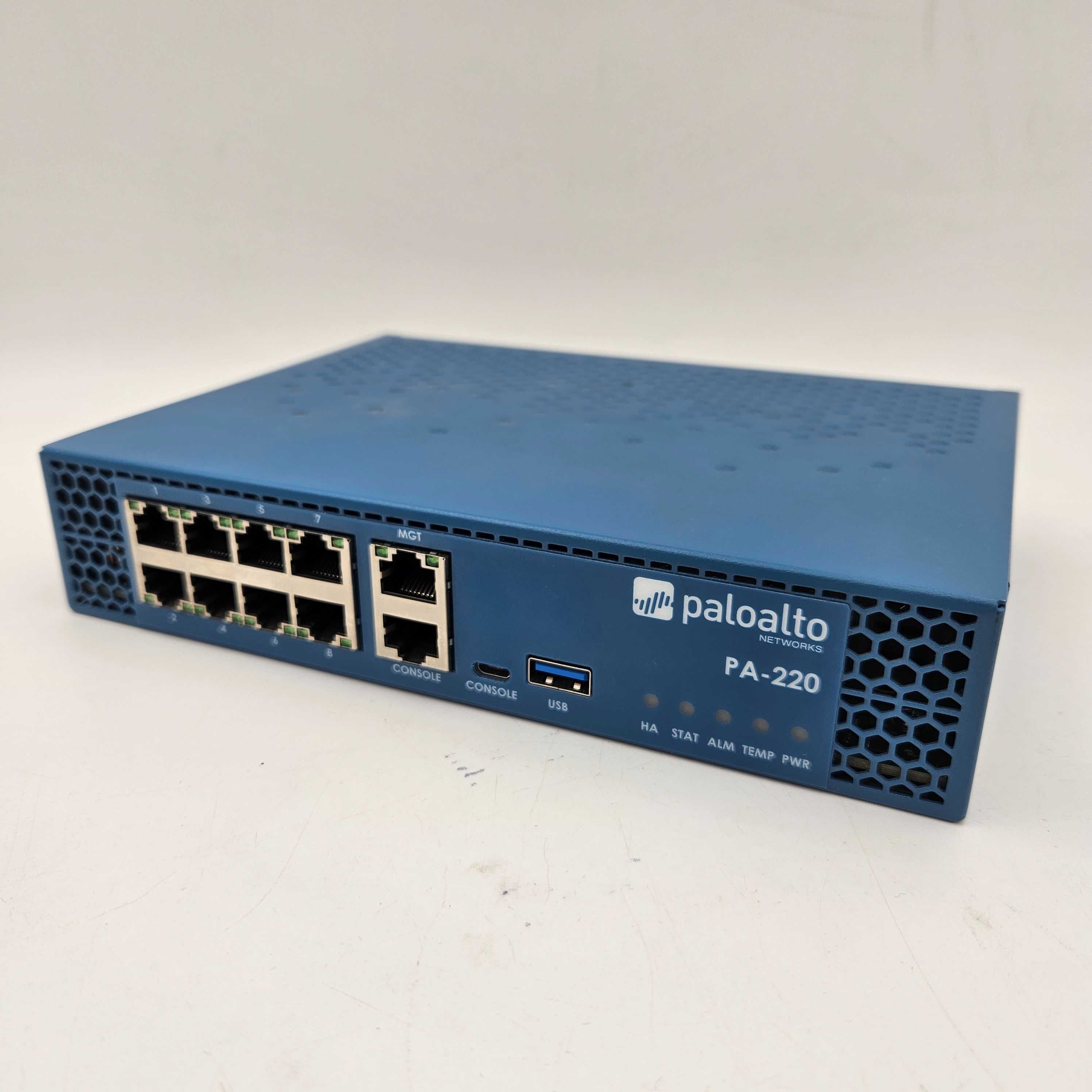 Firewall Palo Alto Networks PA-220 PAN OS USB 8xRJ45 LAN Made In USA