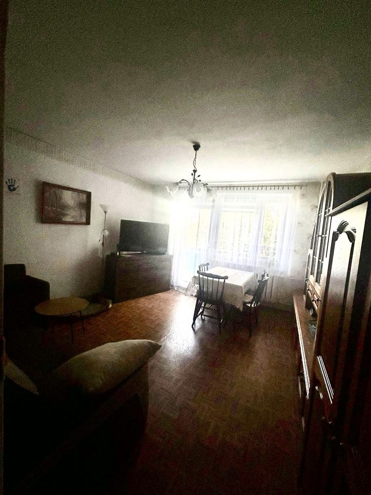 Mieszkanie 1 pietro. Miasteczko Sl.