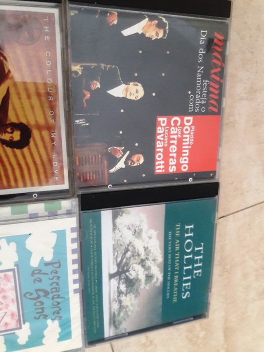 Lote de 12 cd de músicas de filmes, novelas, Celine Dion, Benfica, etc