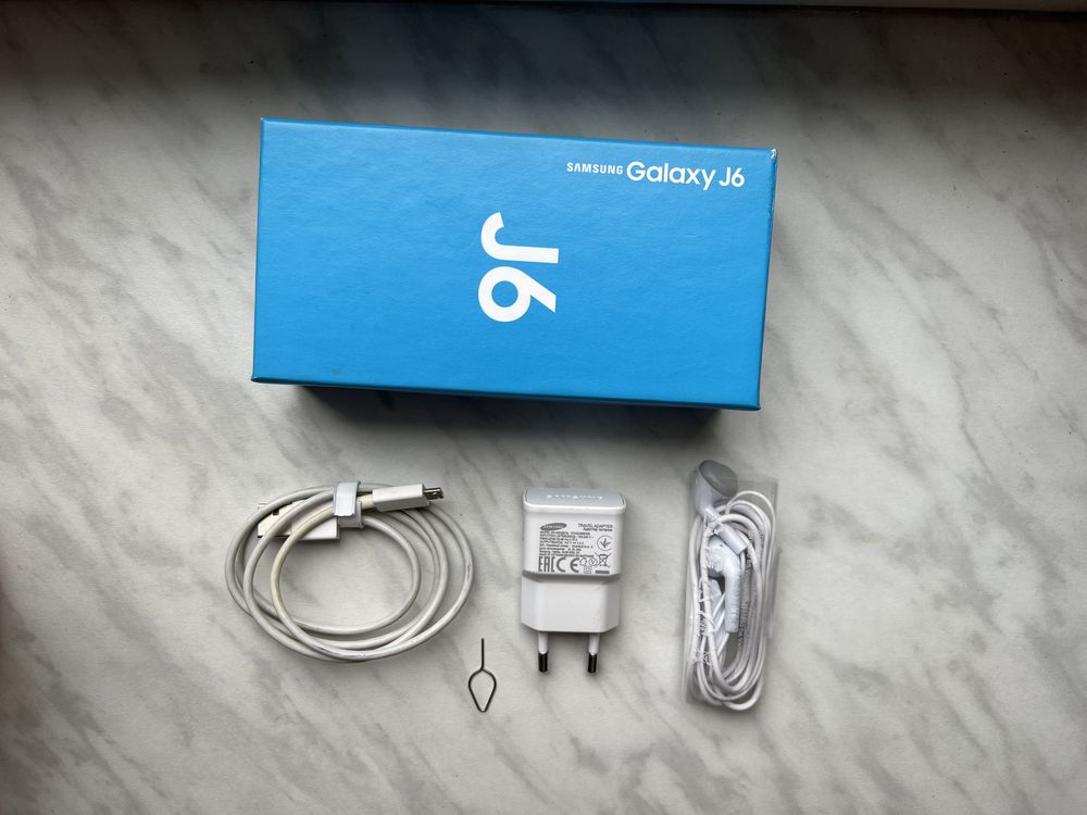 Samsung j600 (2/32gb)