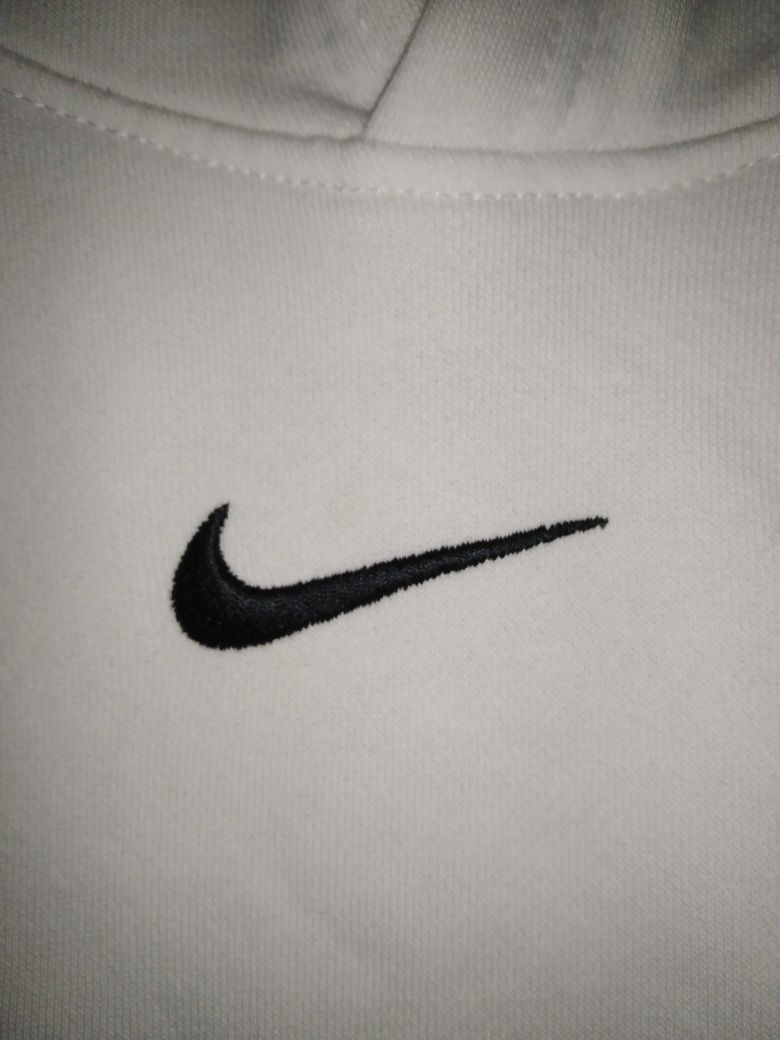 Худи Nike на лампасах