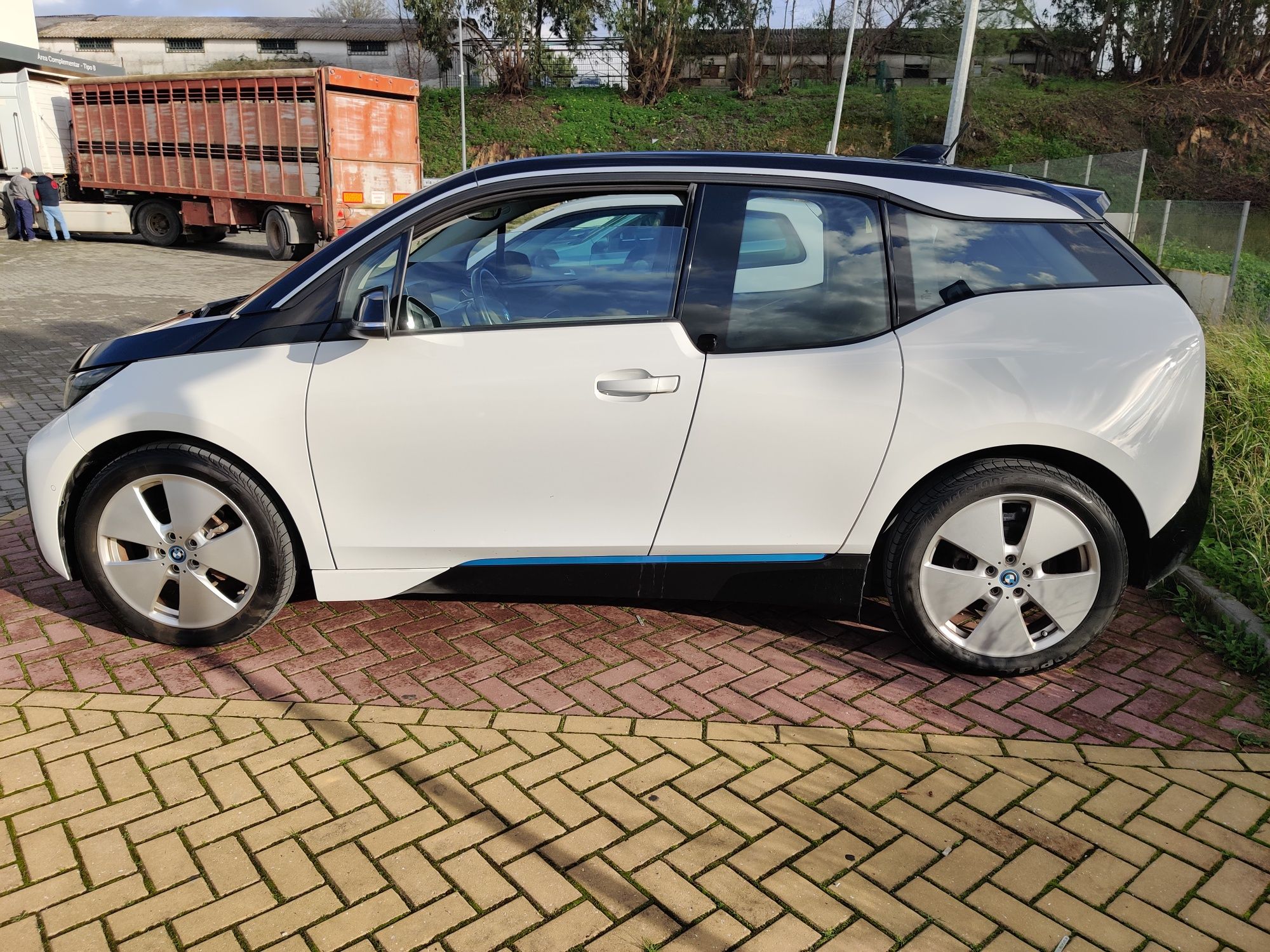 Vendo BMW i3 120ah