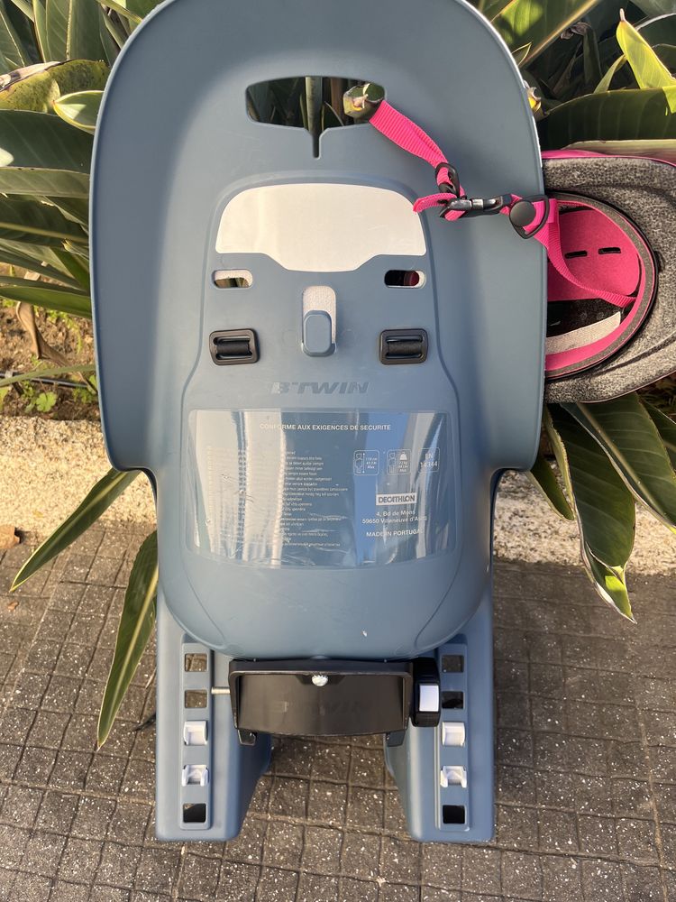 Porta criança em bicicleta + capacete