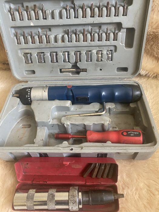 Набір головок, бит. Ударна викрутка.