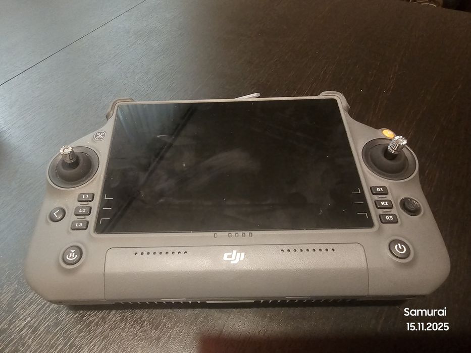 DJI rc plus (model RM700B)