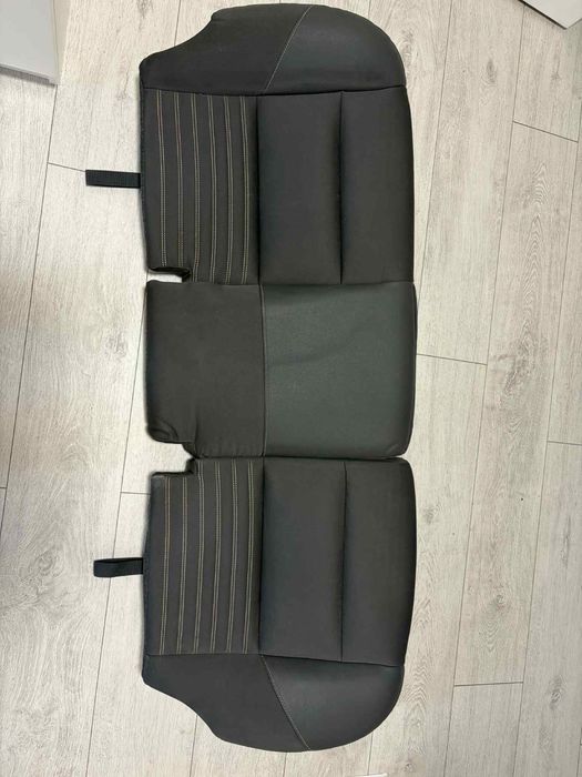 Kanapa tylna volvo v50/s40 miodowa nitka.