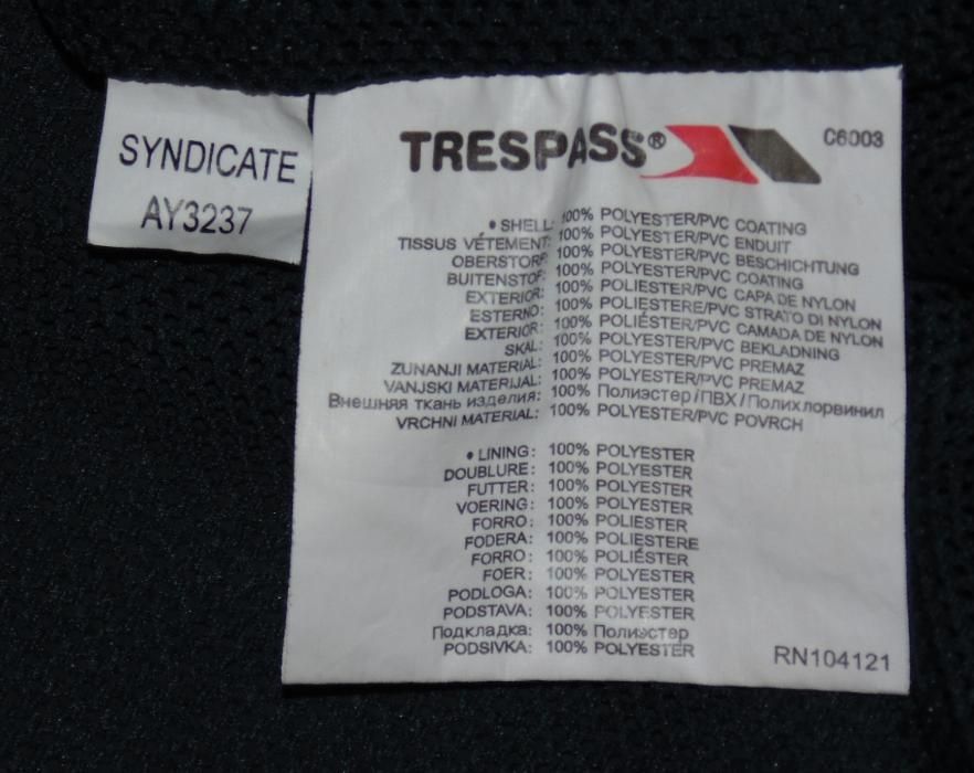 Продам куртку Tresspass на мальчика 11-12лет, ростом 146-152см