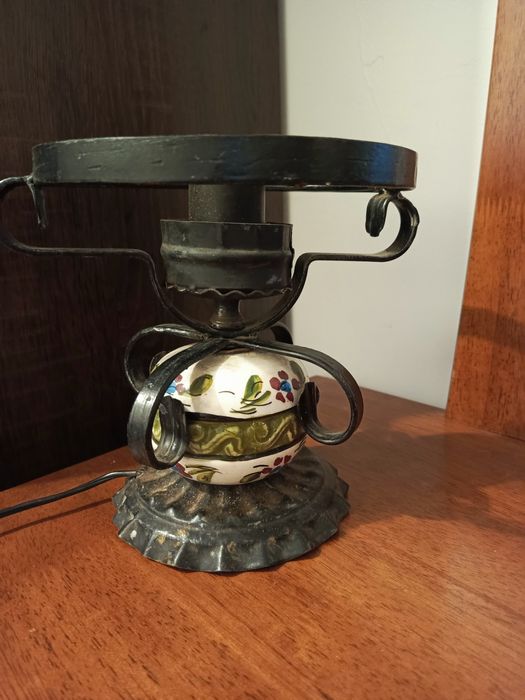 Piękna lampka stołowa prl