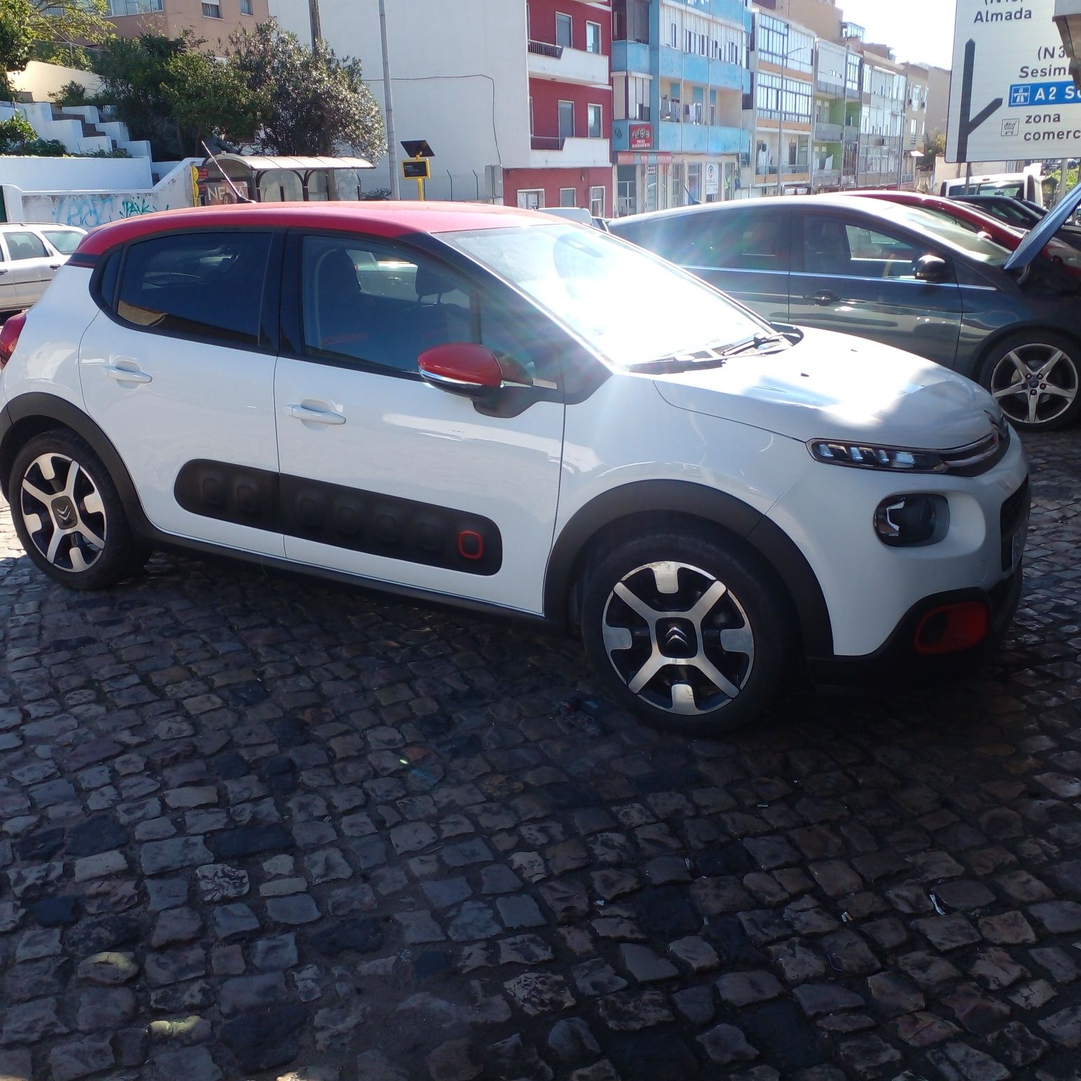 Citroen C3 1.2 110CV cx automatica (como novo)