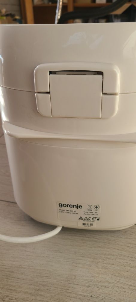 Хлебопечка Gorenje BM1310 900W