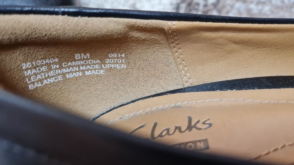 Туфлі шкіряні Clarks